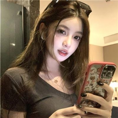 府上娶了个锦鲤新娘